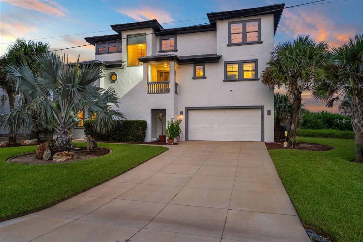 2719 N OCEAN SHORE BLVD