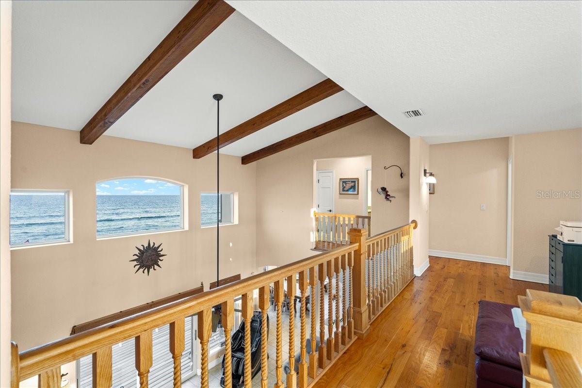 2719 N OCEAN SHORE BLVD