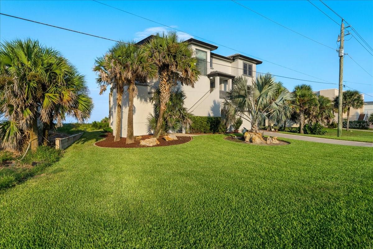 2719 N OCEAN SHORE BLVD