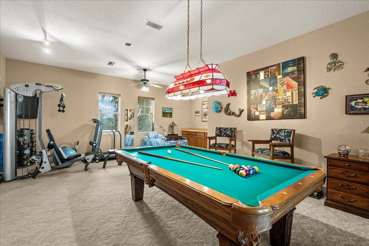 2719 N OCEAN SHORE BLVD