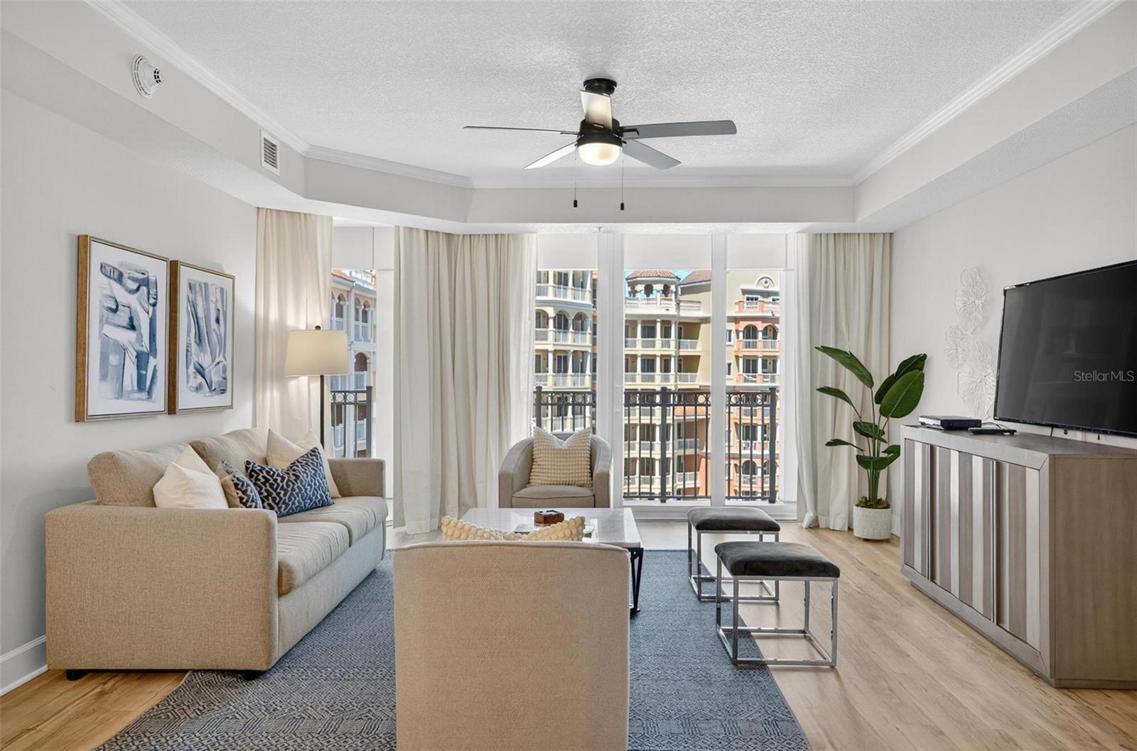 200 OCEAN CREST DR #606