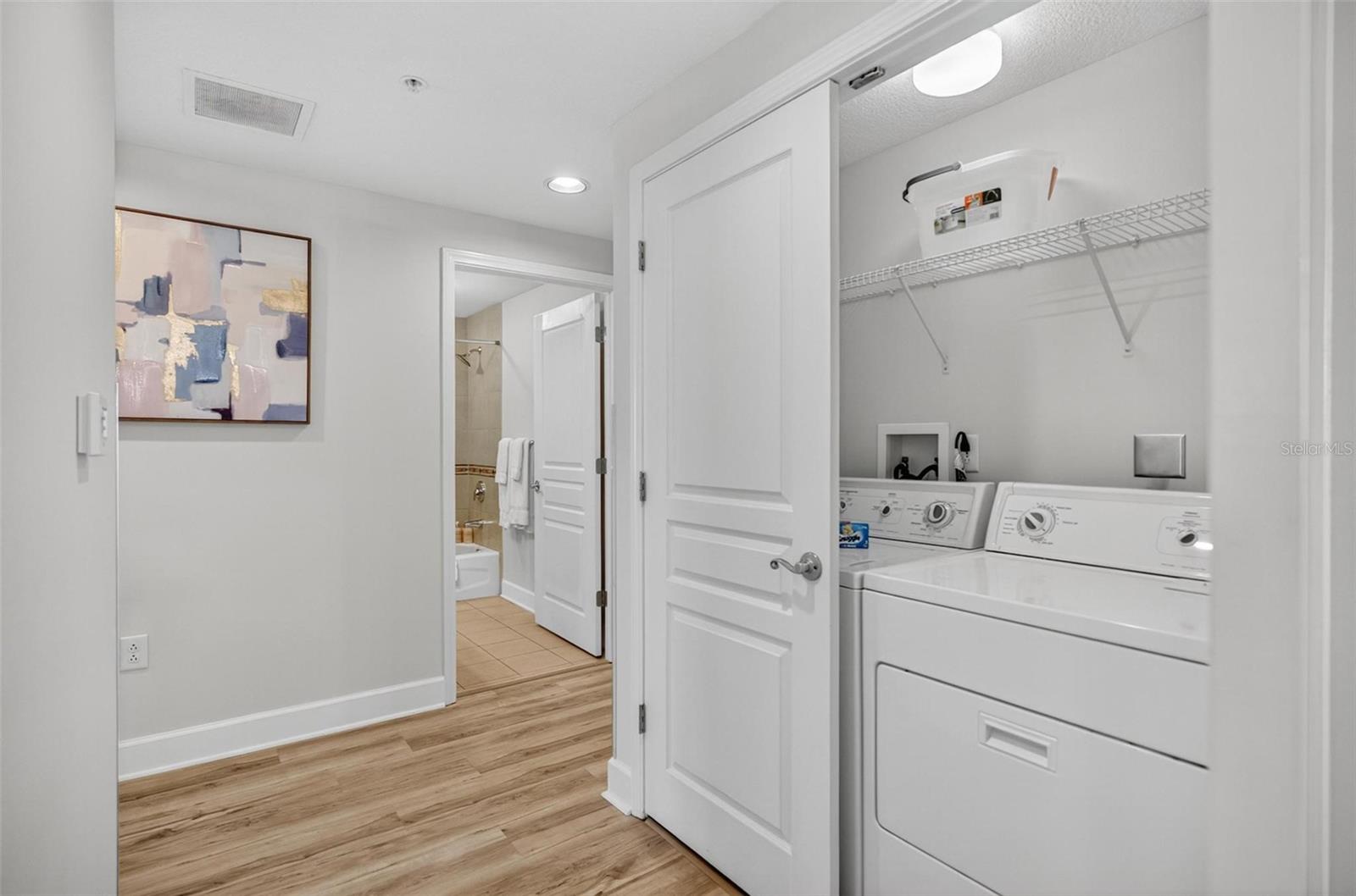 200 OCEAN CREST DR #606