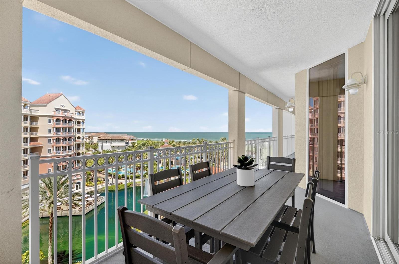 200 OCEAN CREST DR #606