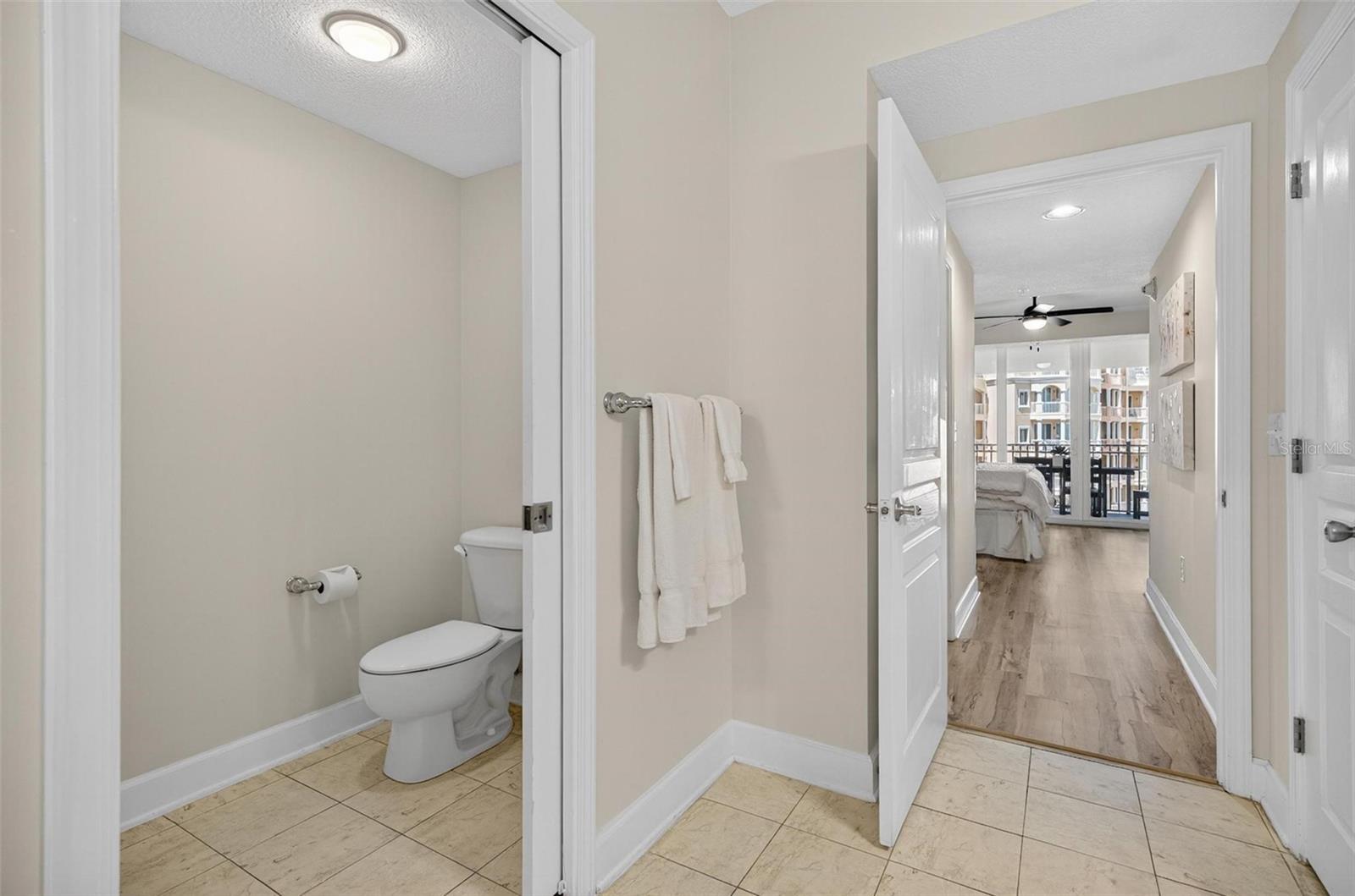 200 OCEAN CREST DR #606