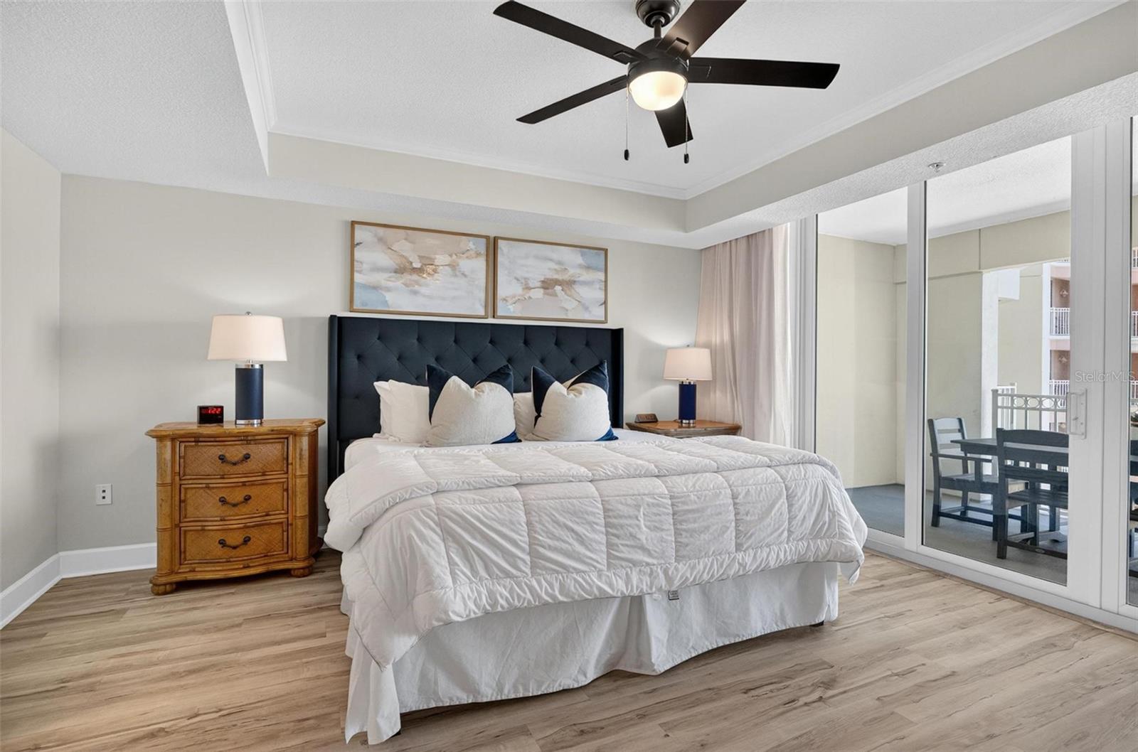 200 OCEAN CREST DR #606