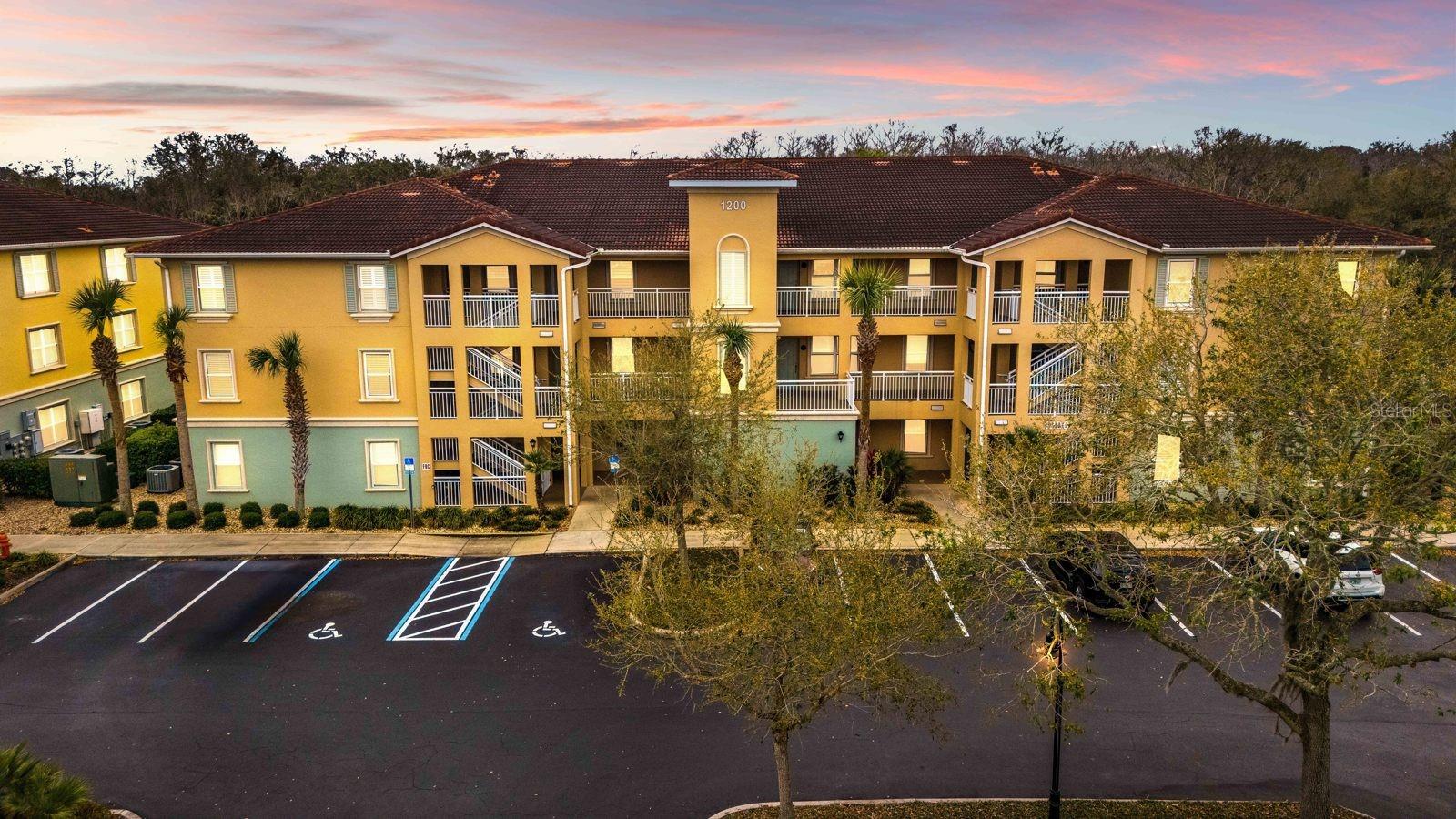 1200 CANOPY WALK LN #1212