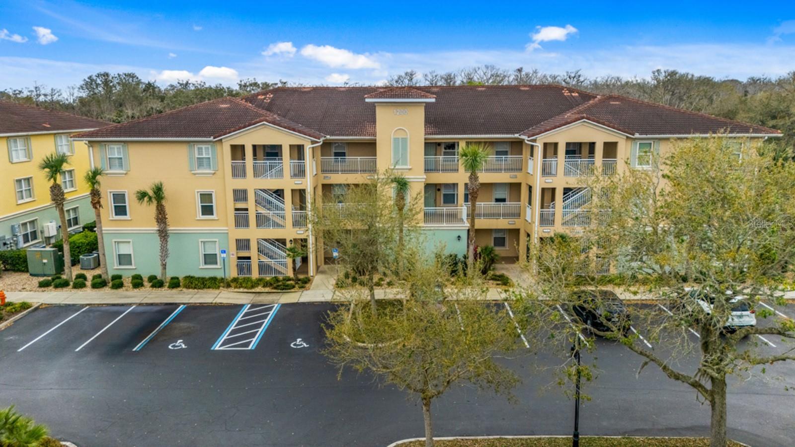 1200 CANOPY WALK LN #1212