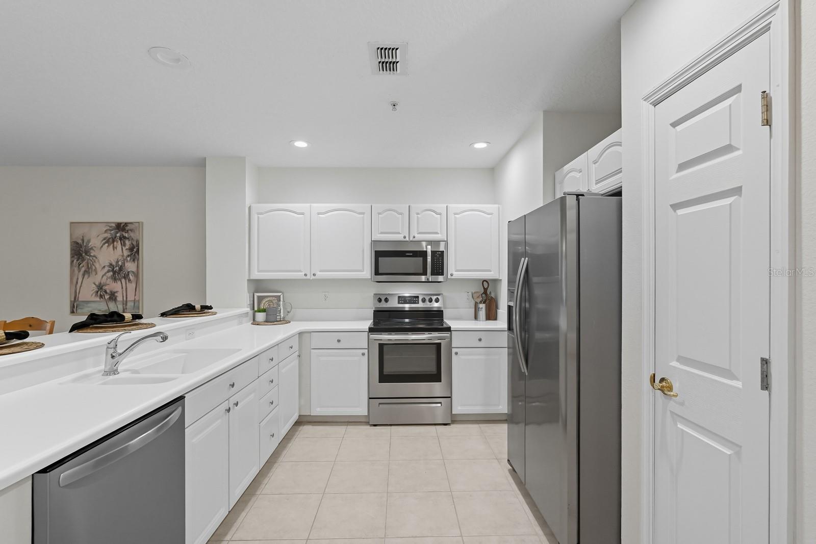 1200 CANOPY WALK LN #1212