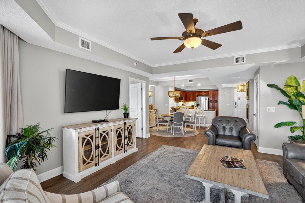 200 OCEAN CREST DR #907