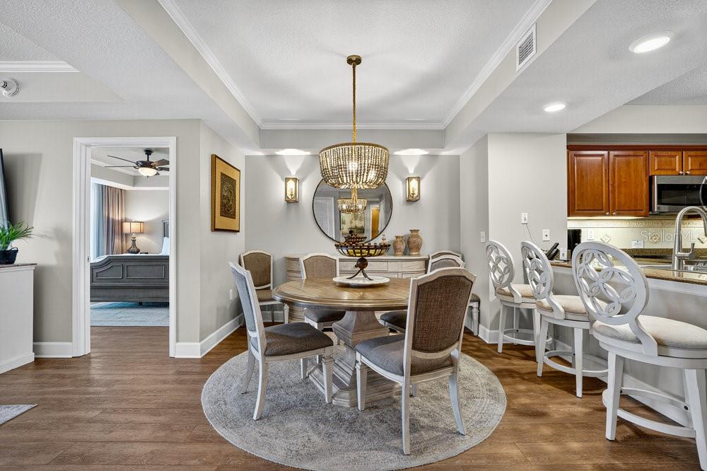 200 OCEAN CREST DR #907