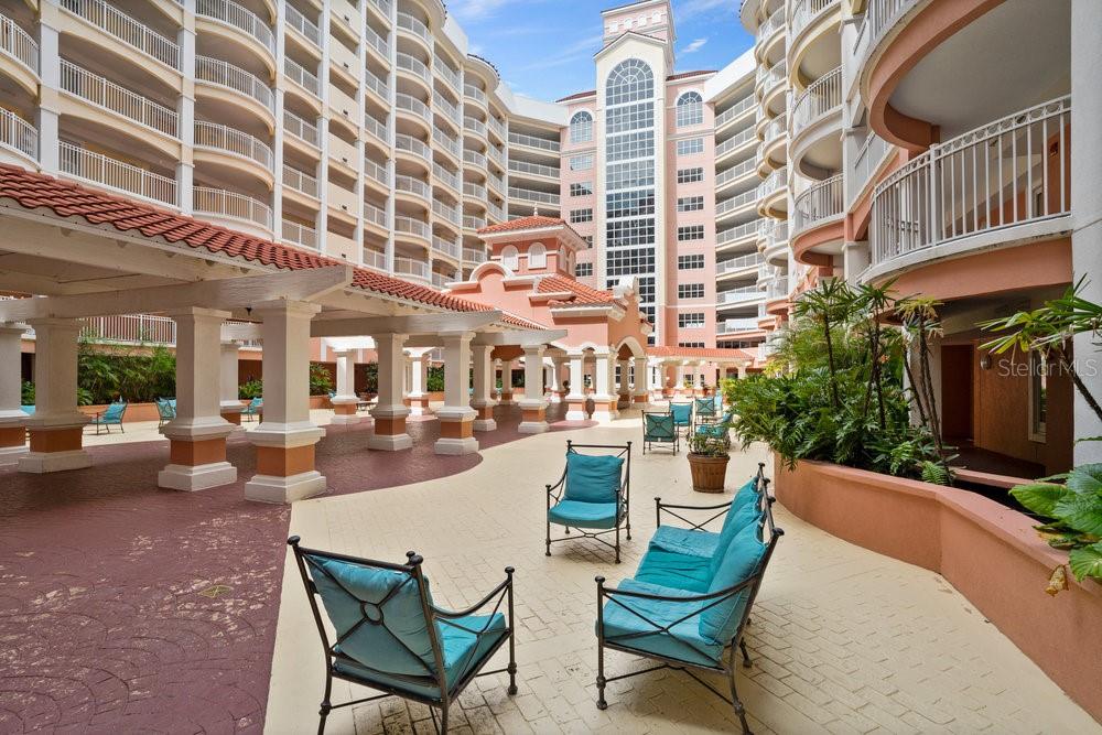 200 OCEAN CREST DR #907