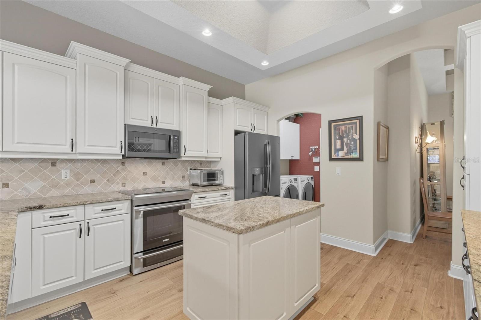 59 EASTLAKE DR