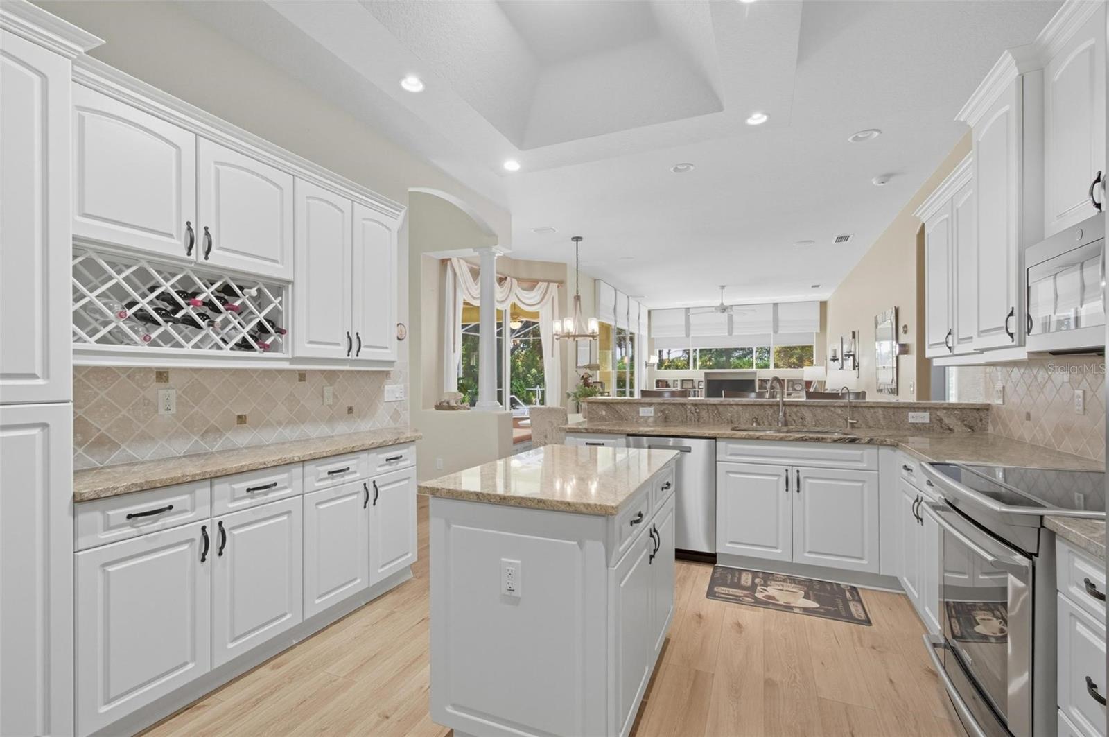 59 EASTLAKE DR