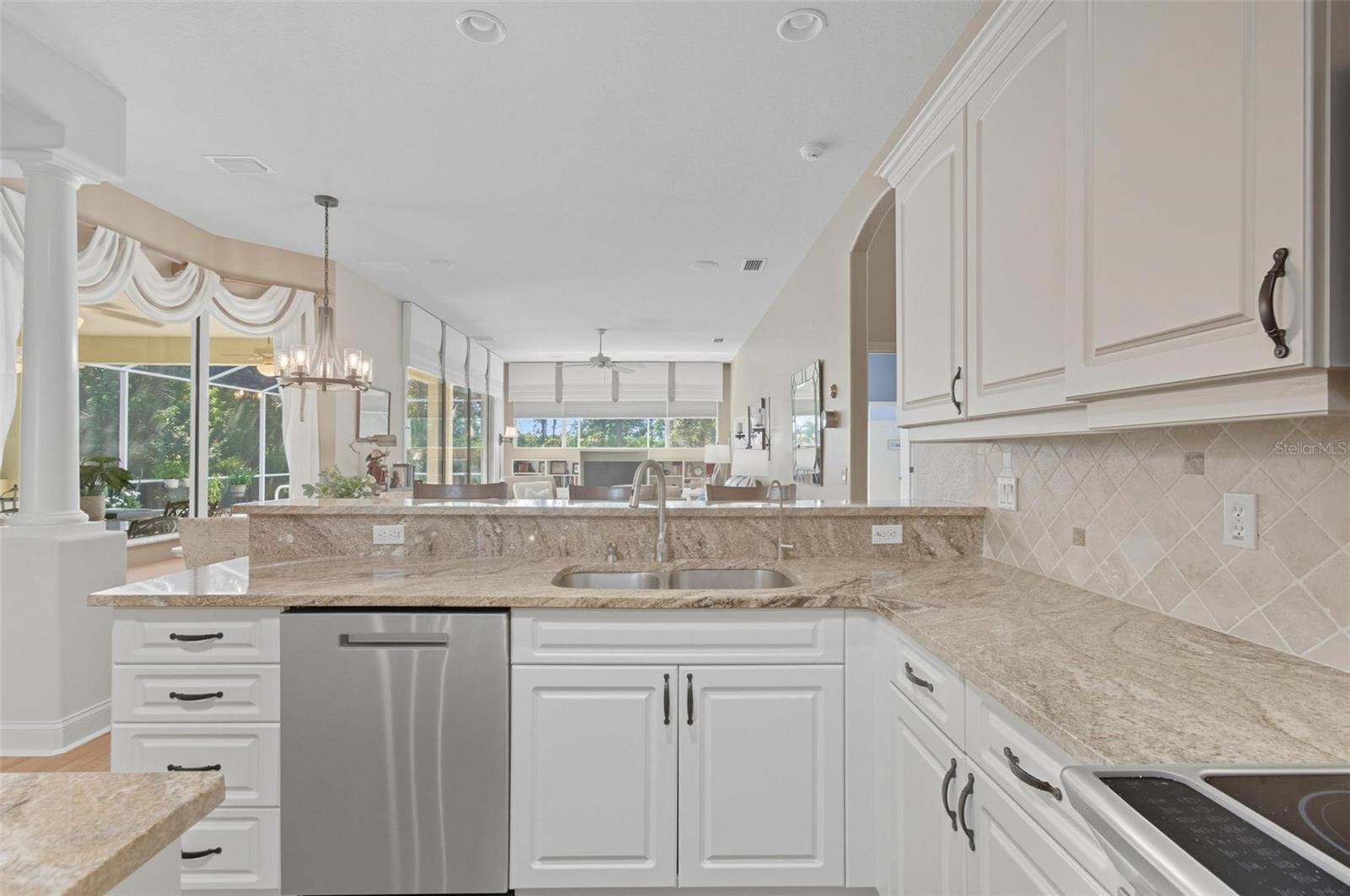 59 EASTLAKE DR