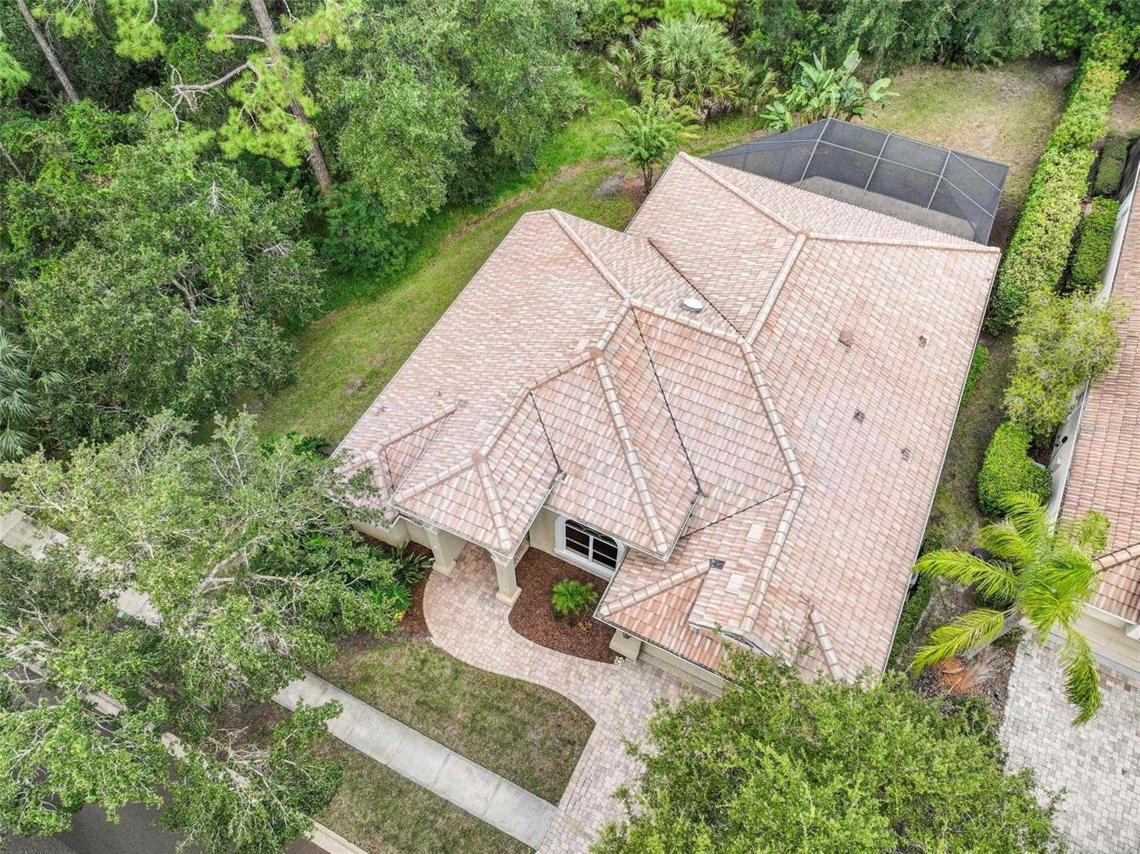 5 VILLAGE VIEW DR