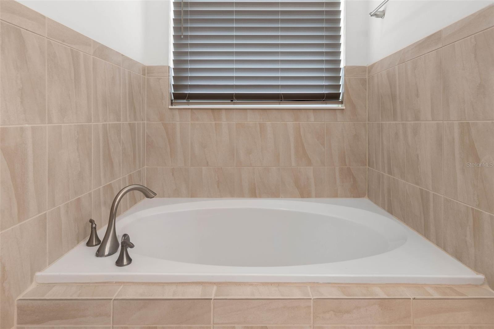 2703 MORNING LIGHT CT