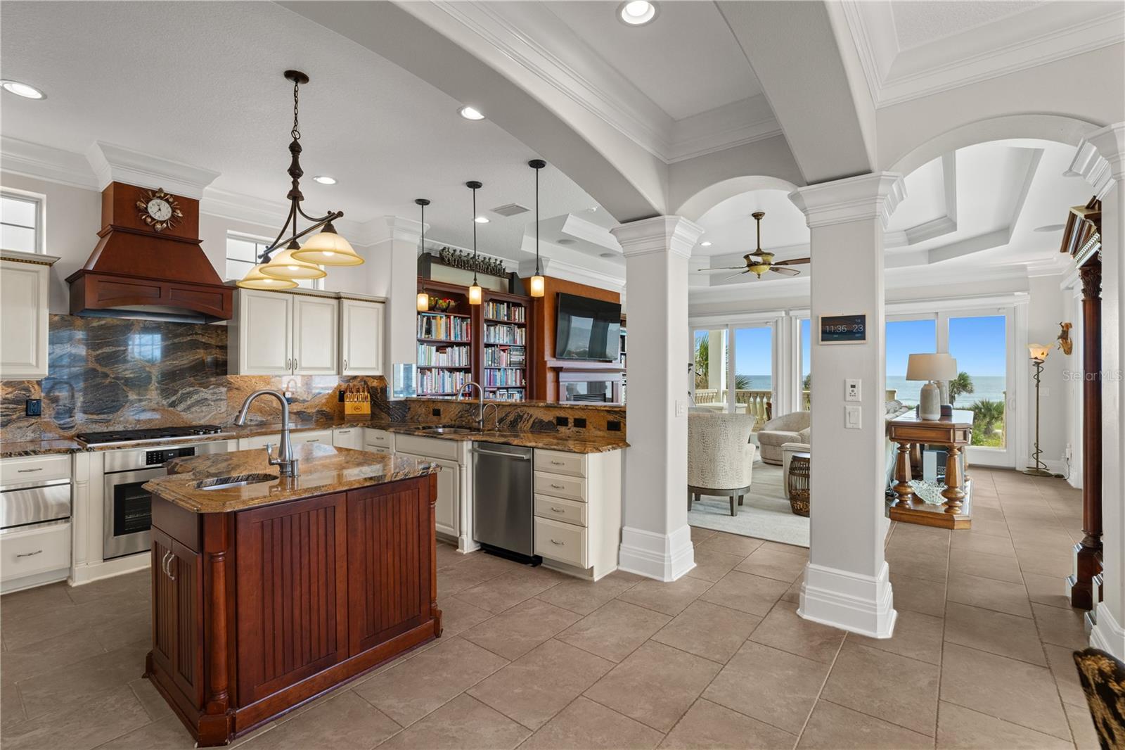 34 HAMMOCK BEACH CIR S