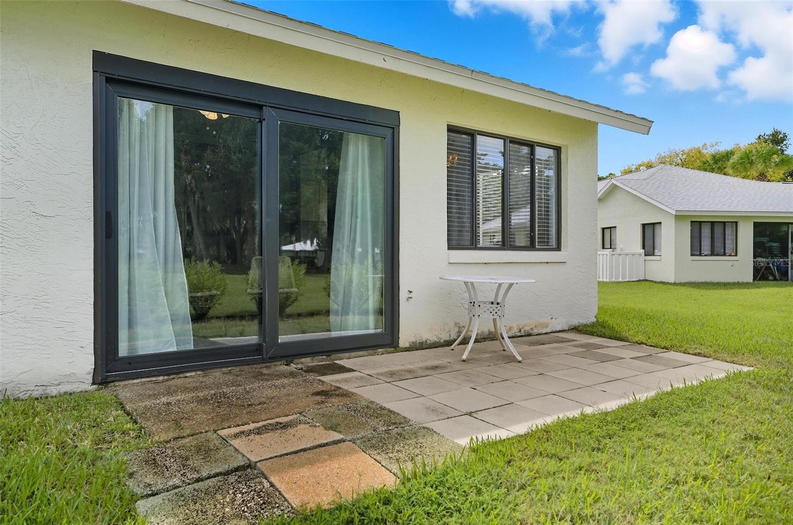 47 LAKE FOREST PL