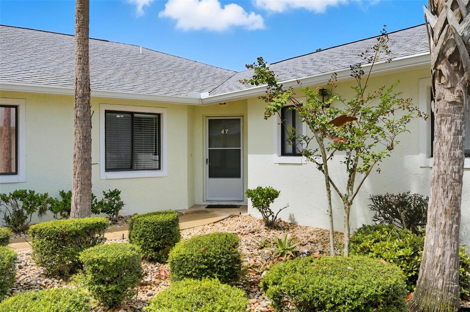 47 LAKE FOREST PL