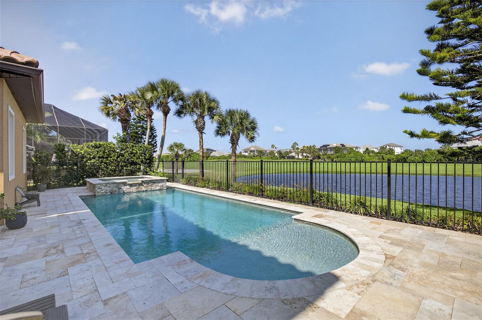 23 CYPRESSWOOD DR S