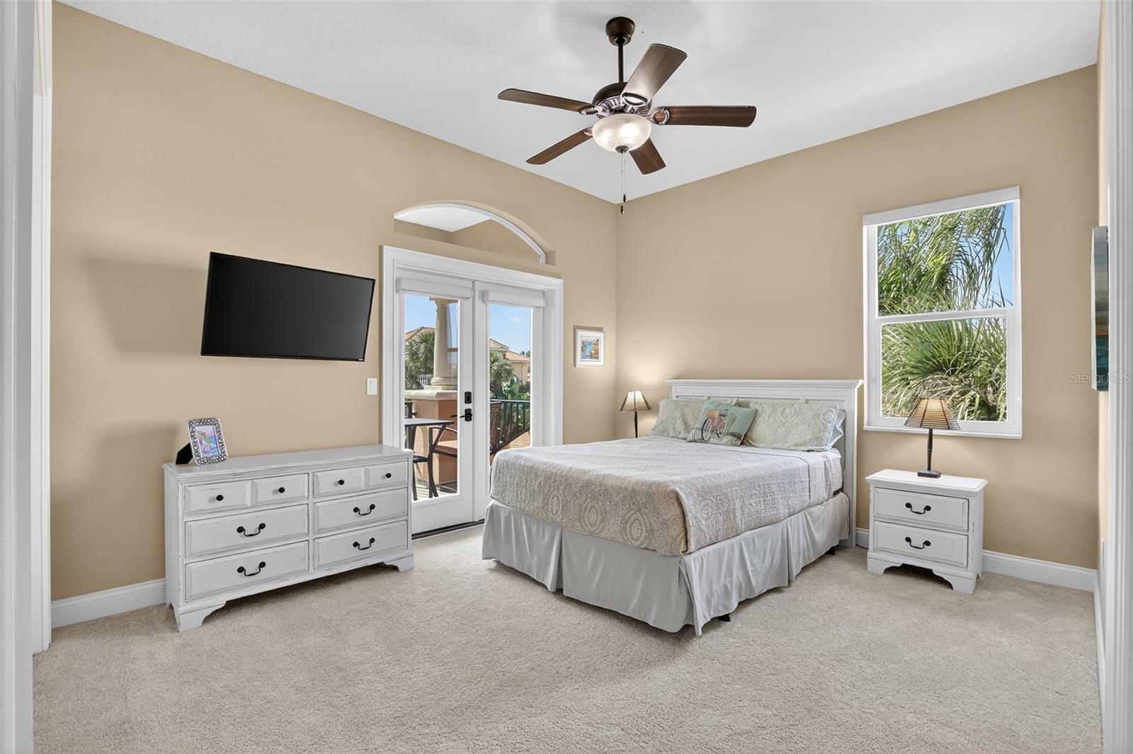23 CYPRESSWOOD DR S