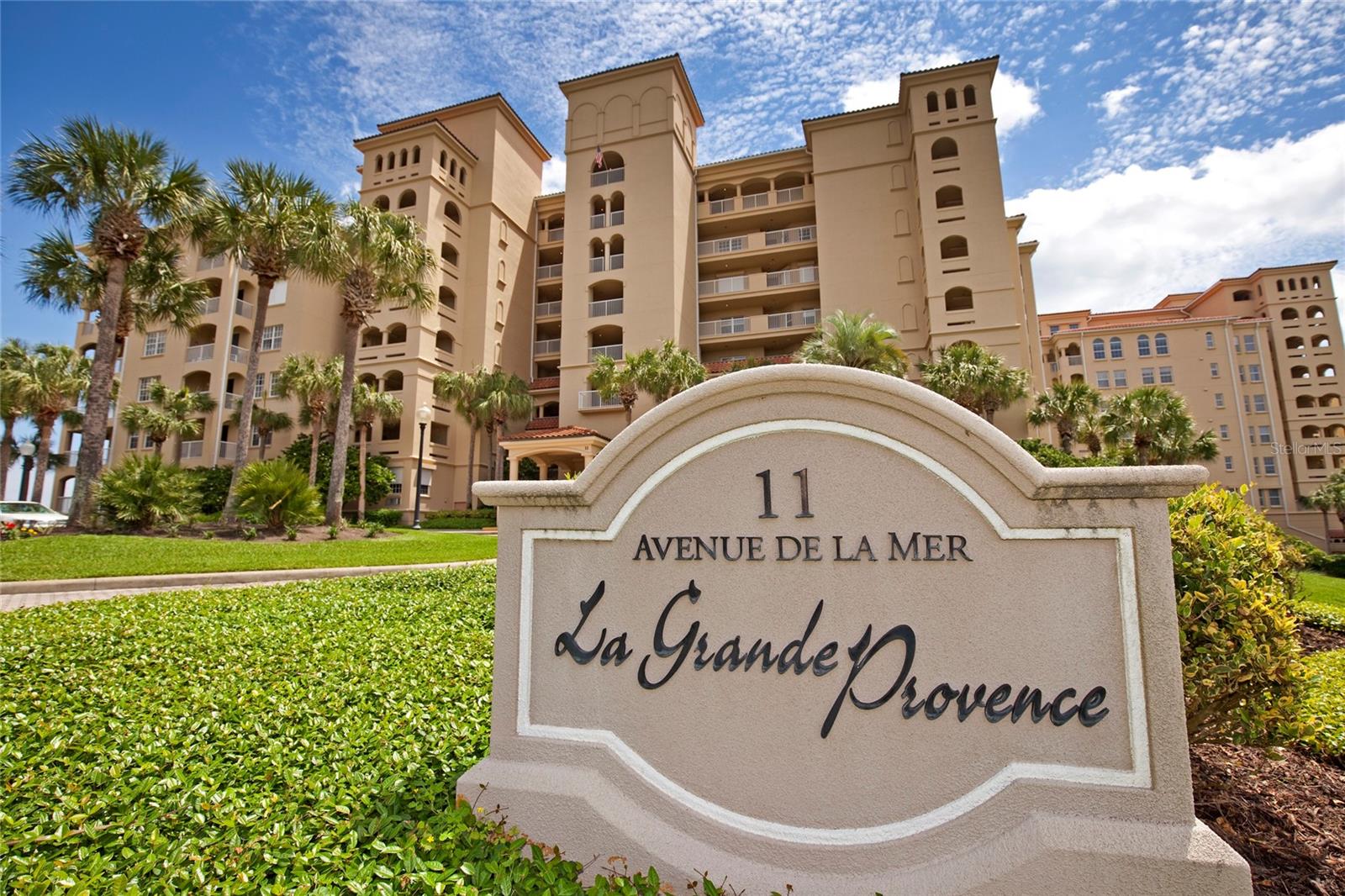 11 AVENUE DE LA MER #1105