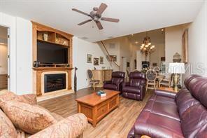 12 RIVERPOINT DR #12