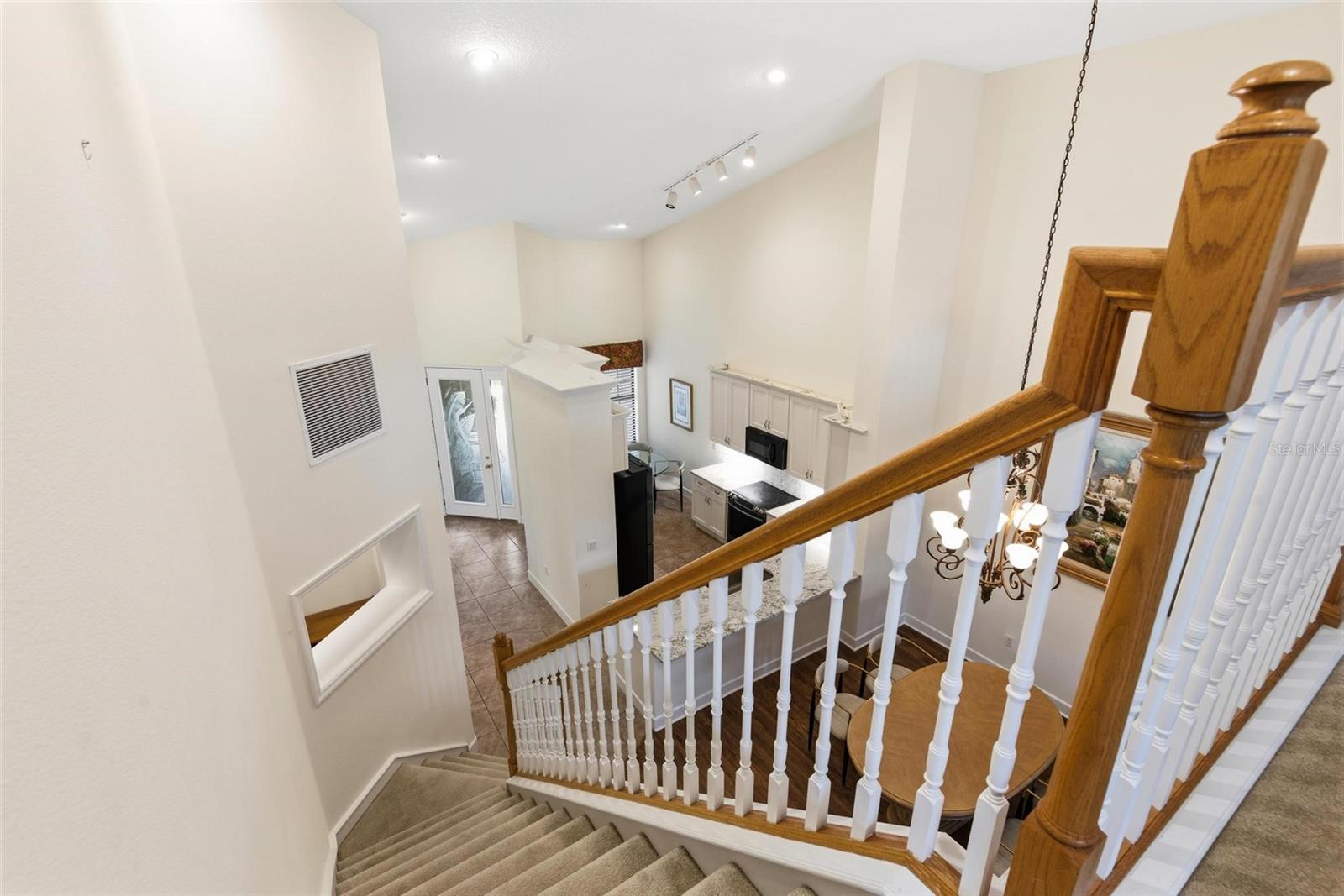 12 RIVERPOINT DR #12