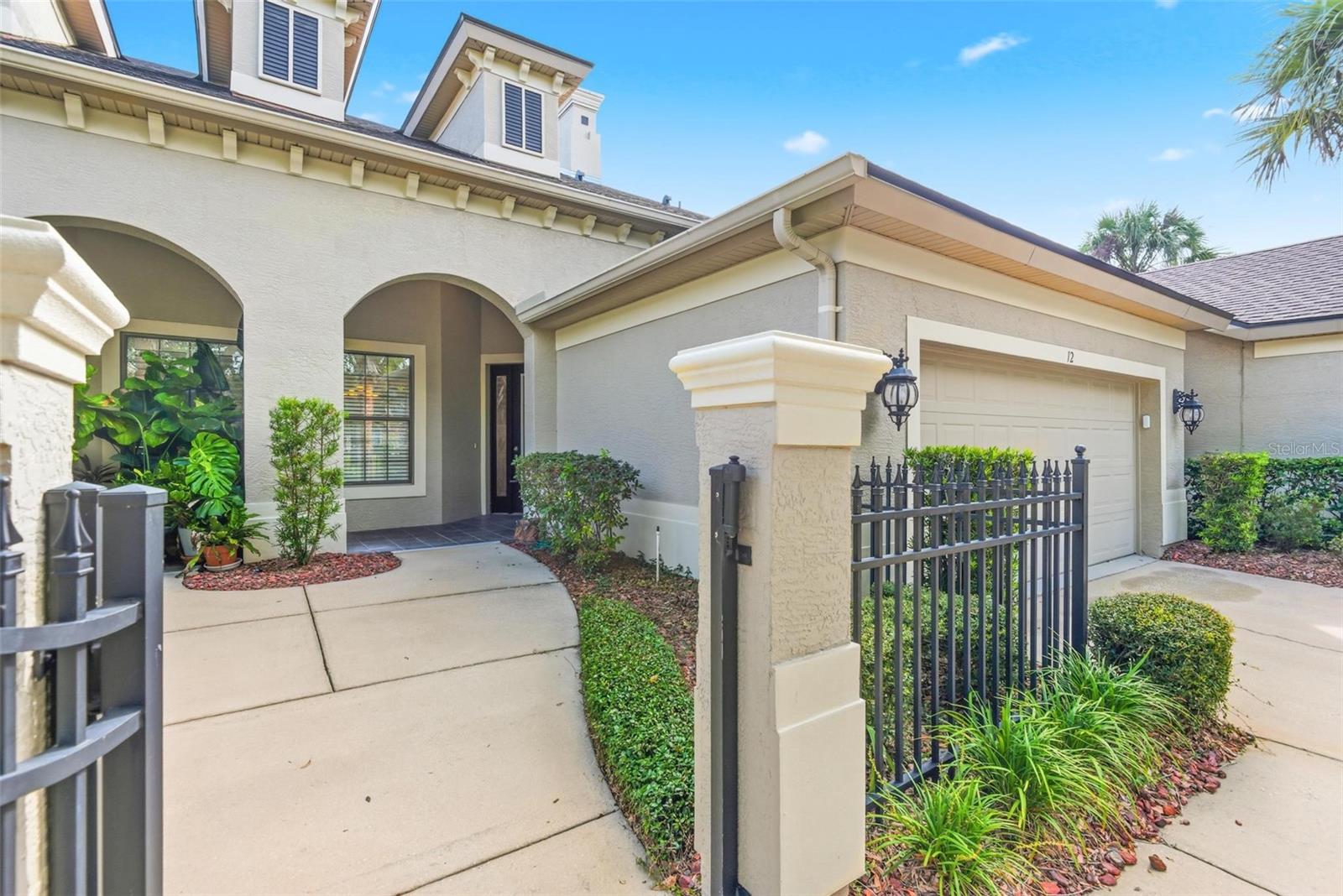 12 RIVERPOINT DR #12