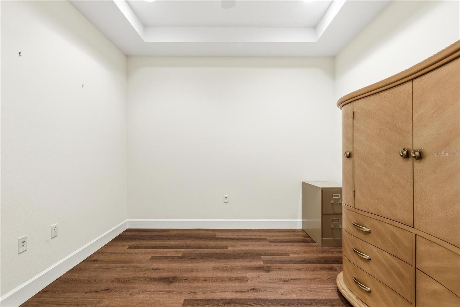 12 RIVERPOINT DR #12