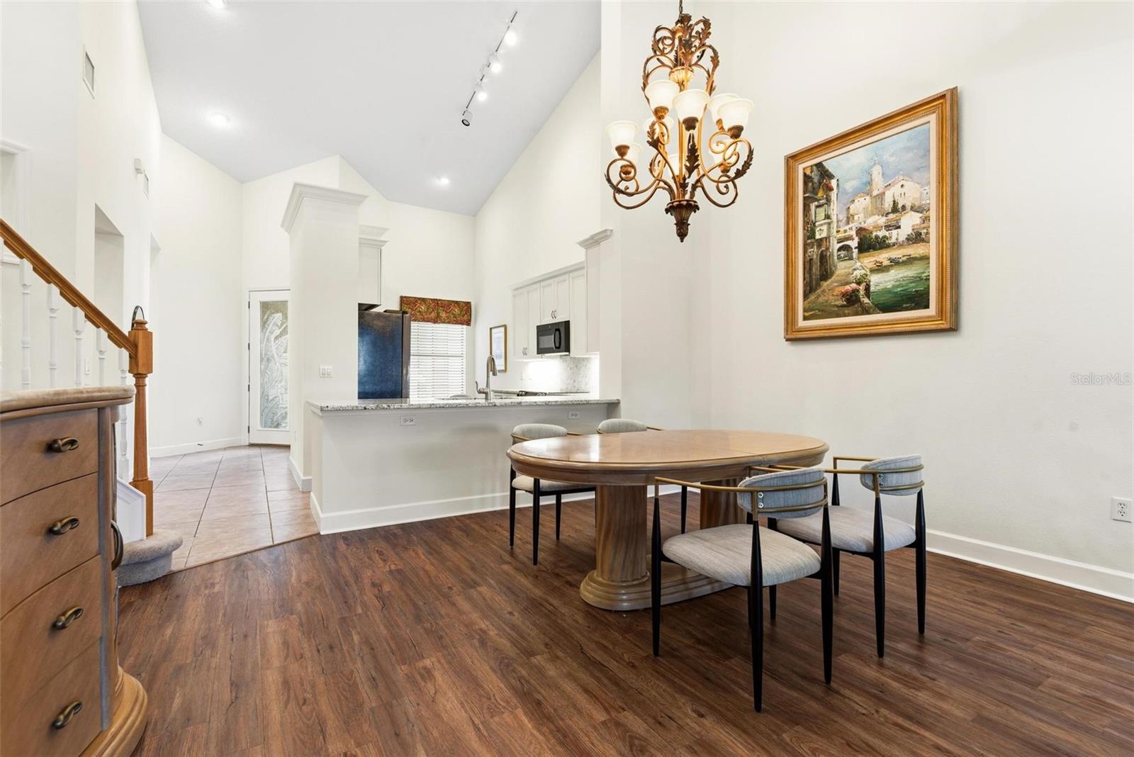 12 RIVERPOINT DR #12