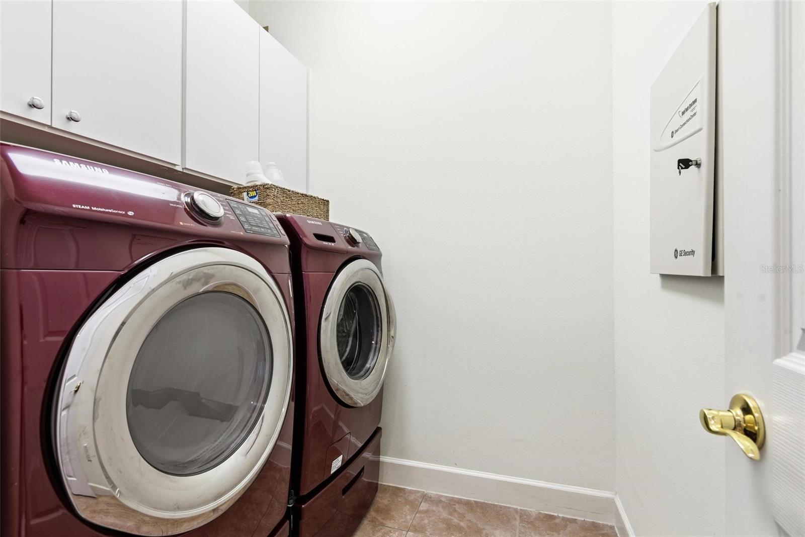 12 RIVERPOINT DR #12