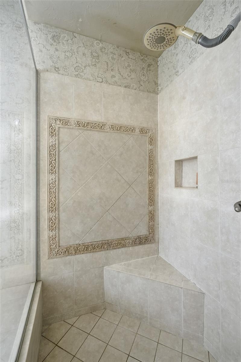 41 KINGFISHER LN