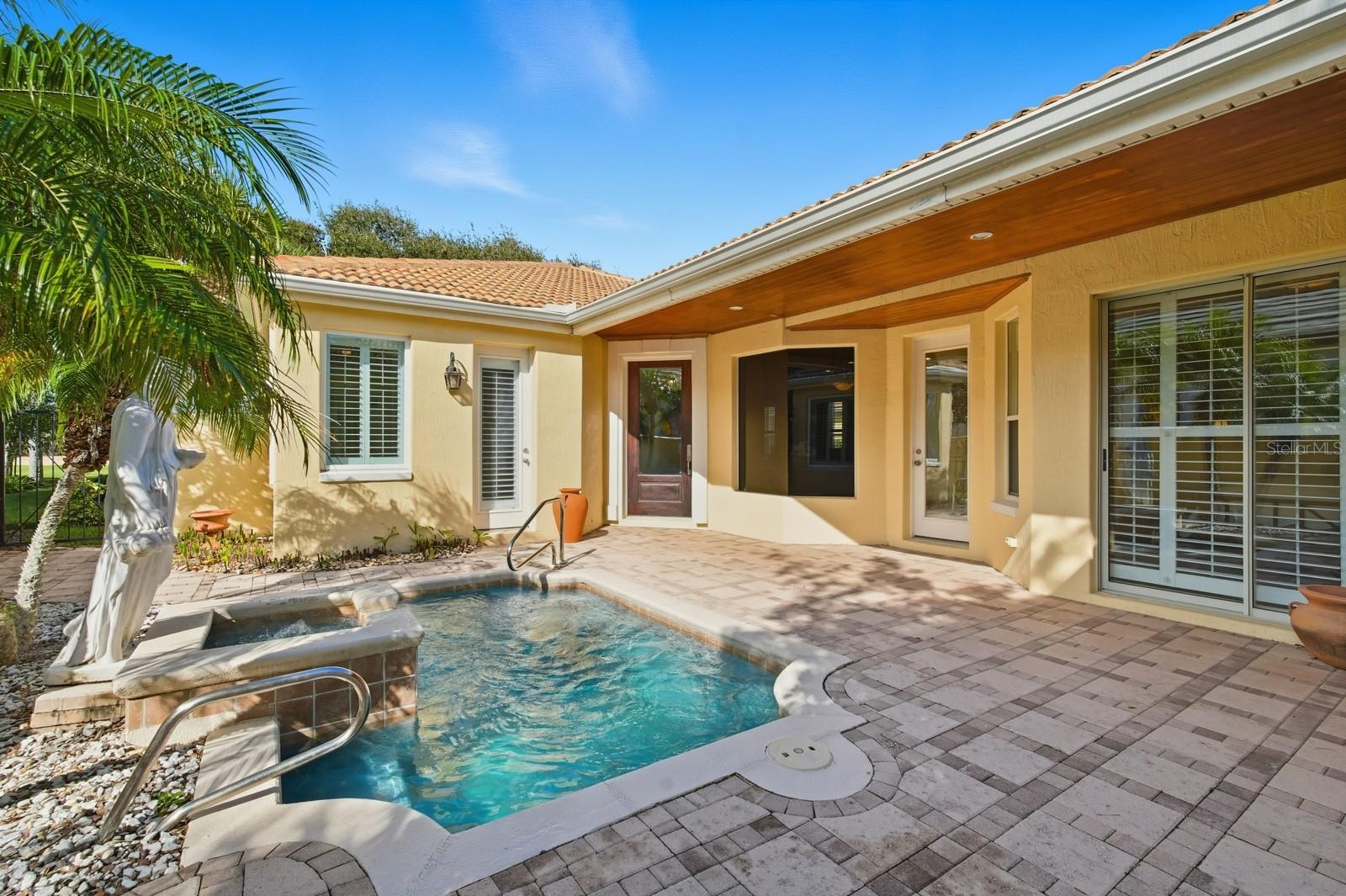 41 KINGFISHER LN