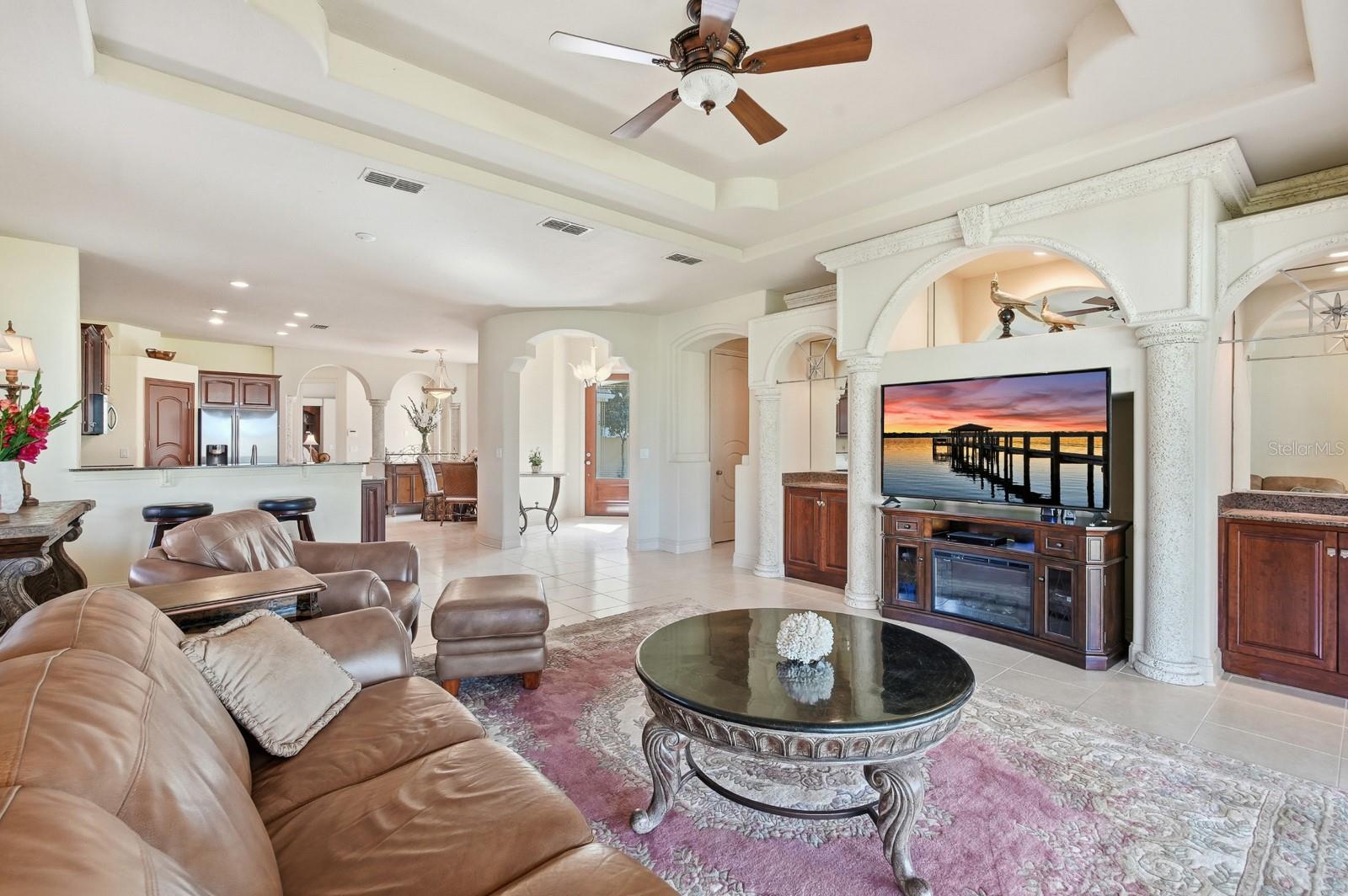 41 KINGFISHER LN