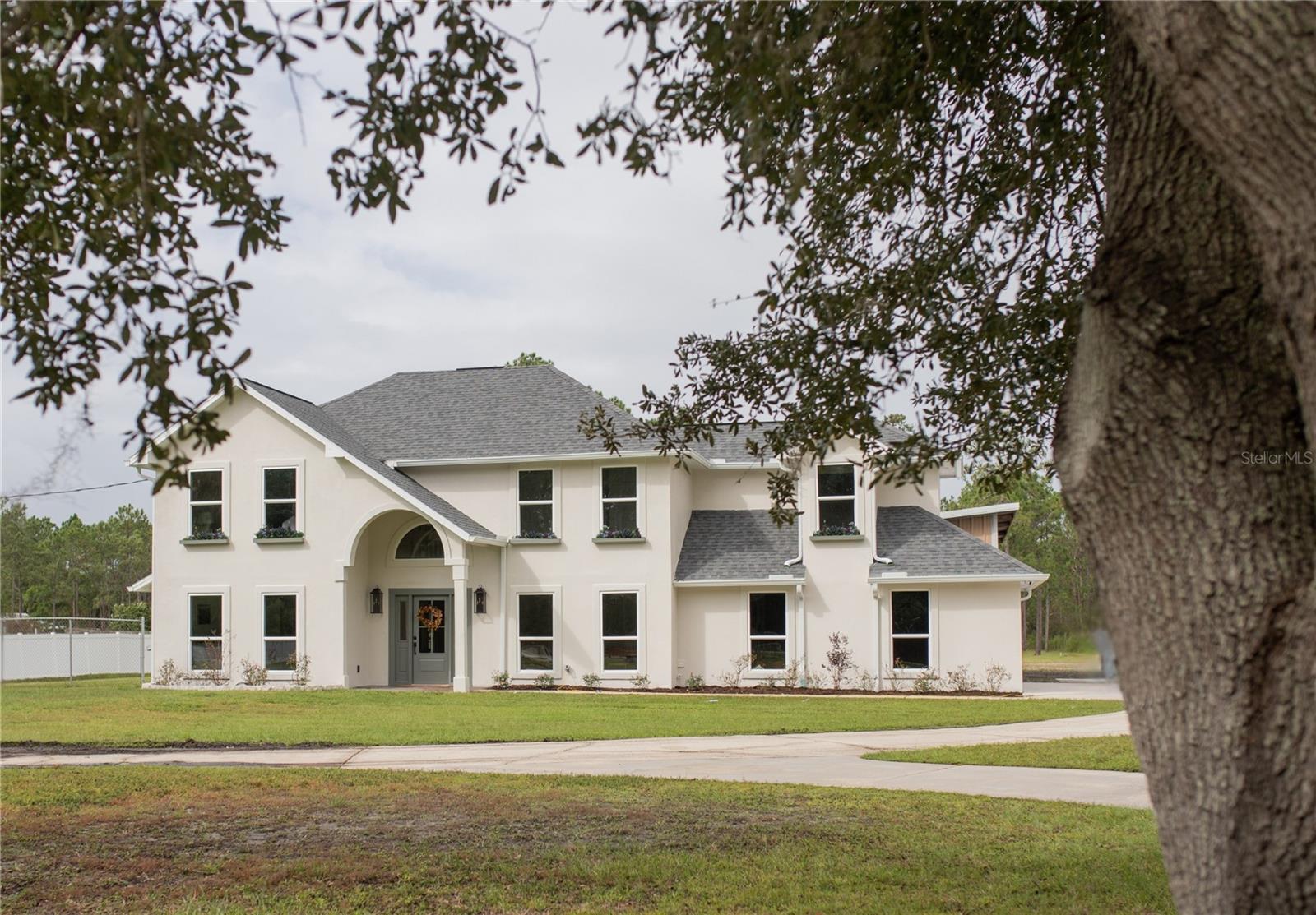 320 RODEO RD