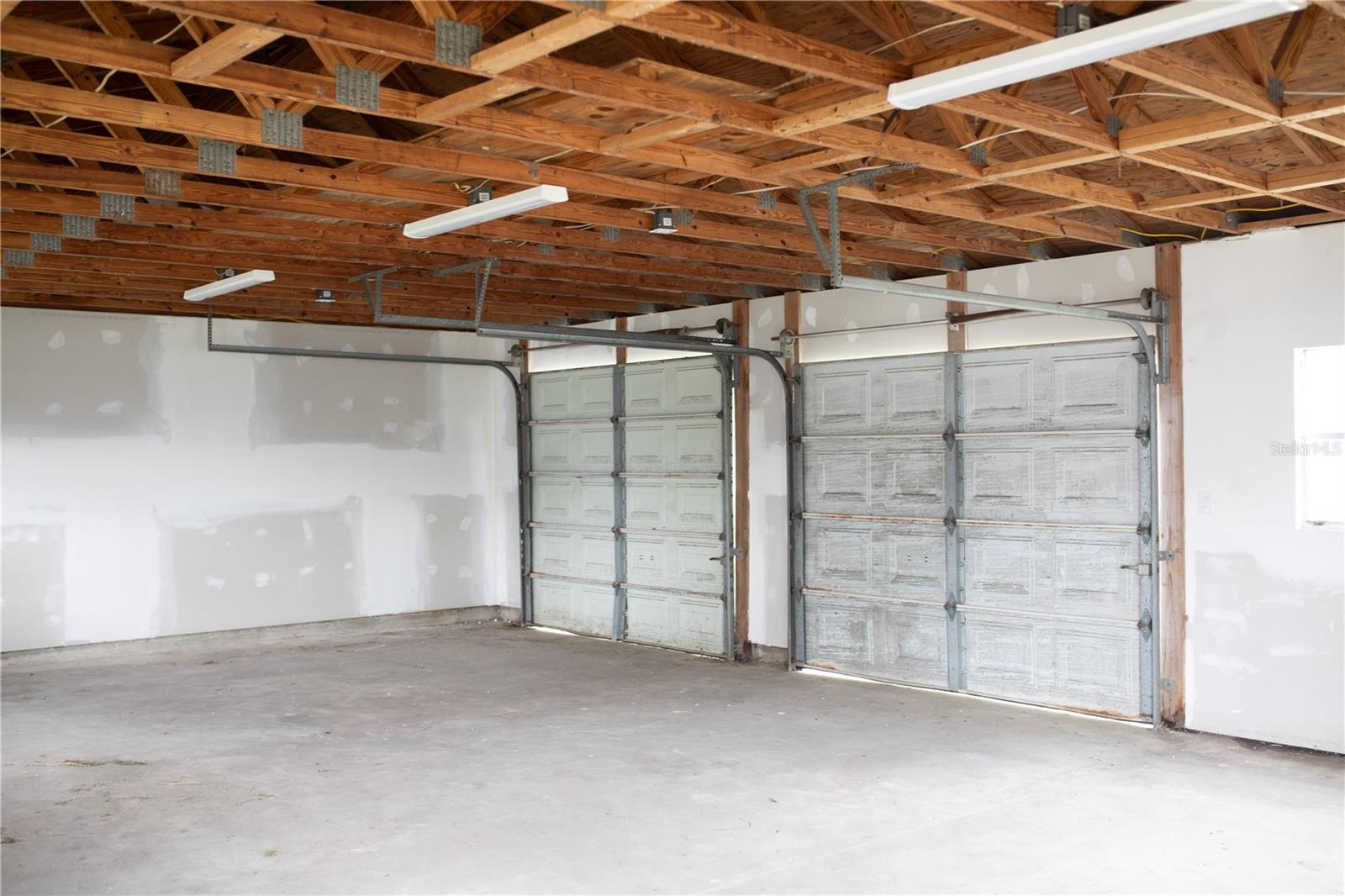 320 RODEO RD