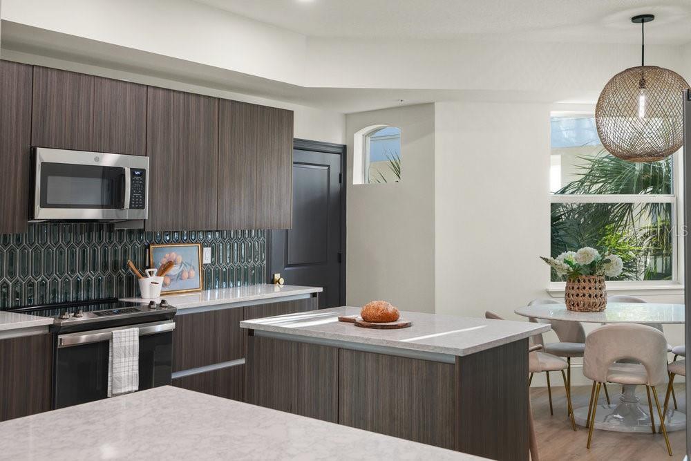 455 RIVERFRONT DR #A202