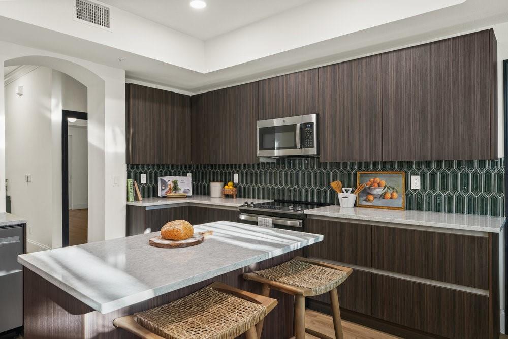 455 RIVERFRONT DR #A202