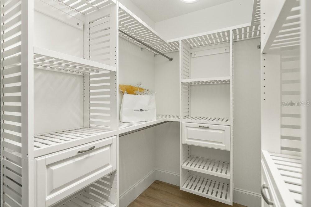 455 RIVERFRONT DR #A202