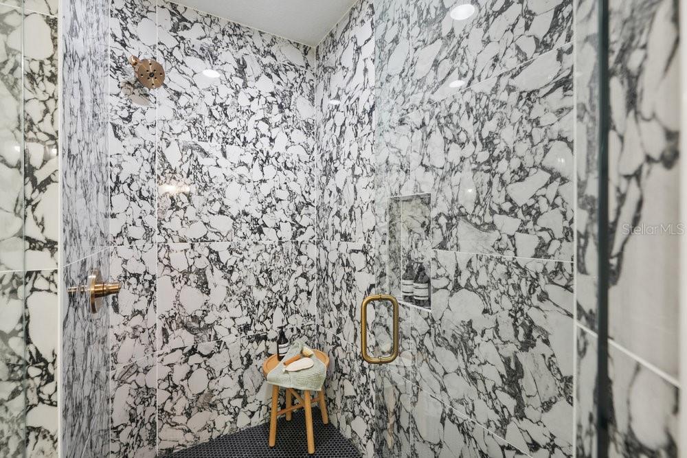 455 RIVERFRONT DR #A202