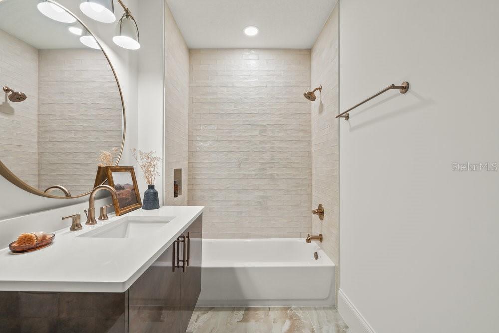 455 RIVERFRONT DR #A202