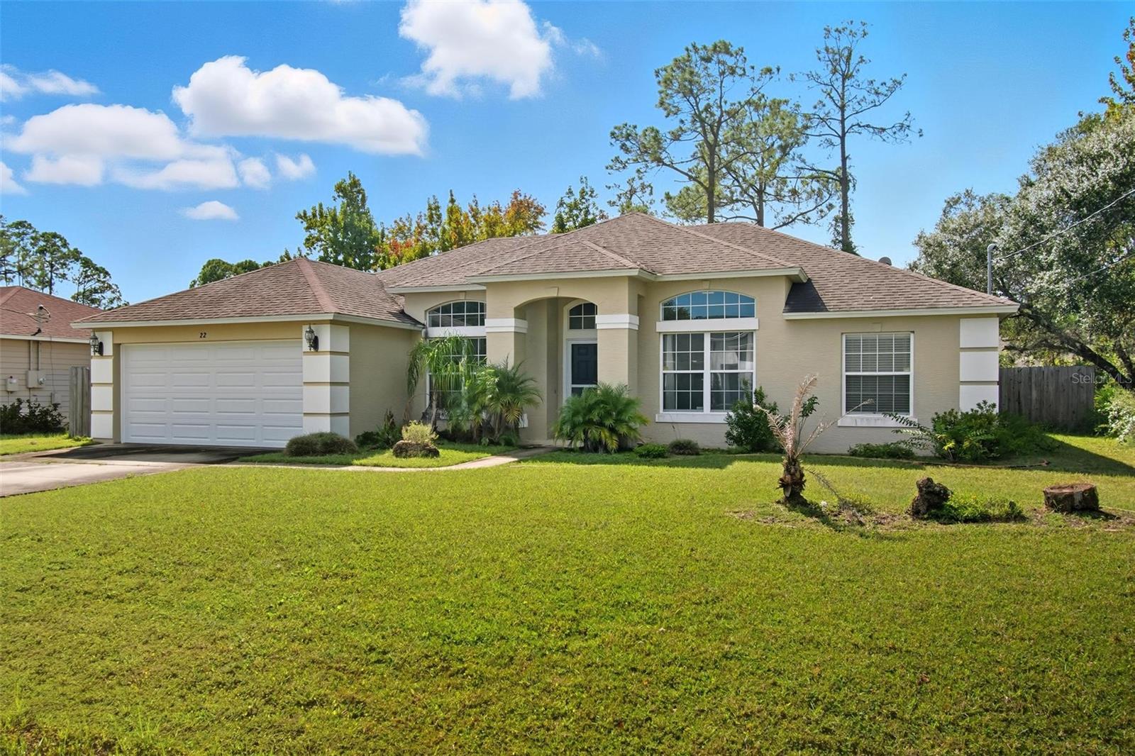 22 PINETREE DR