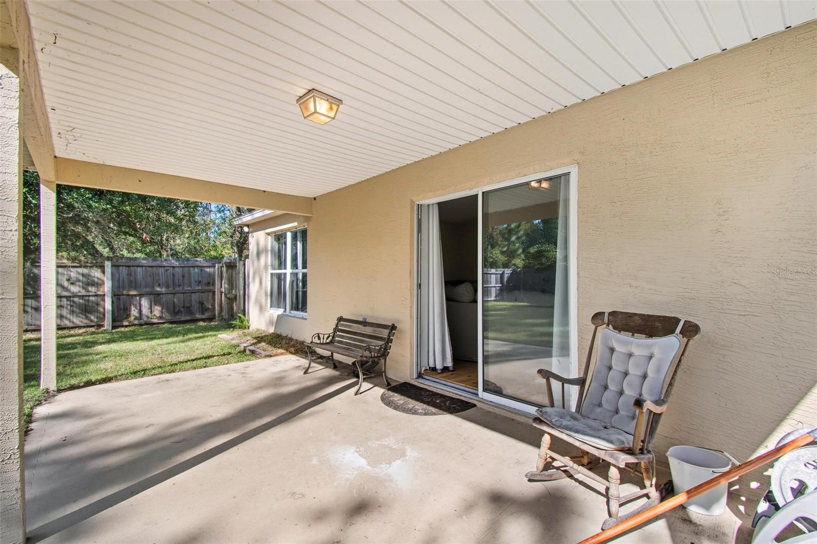 22 PINETREE DR