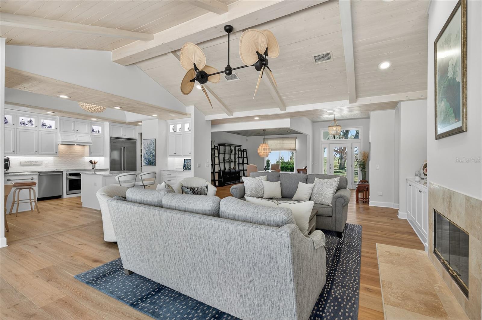 3 CORDOBA CT