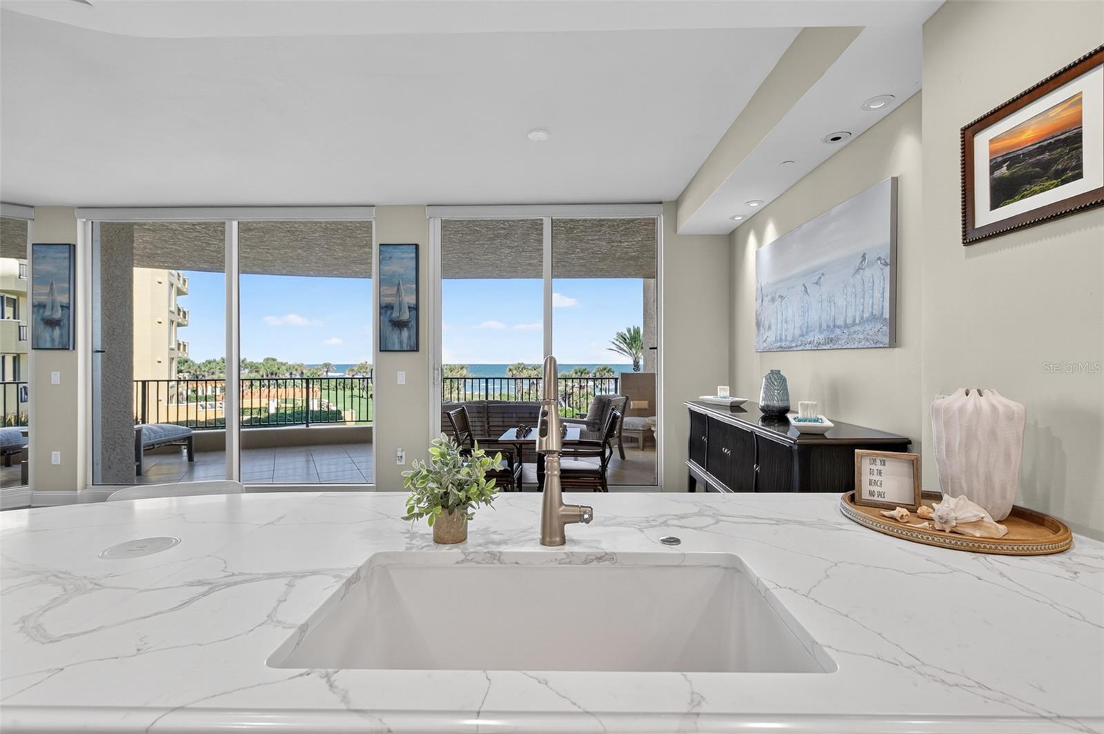 7 AVENUE DE LA MER #201