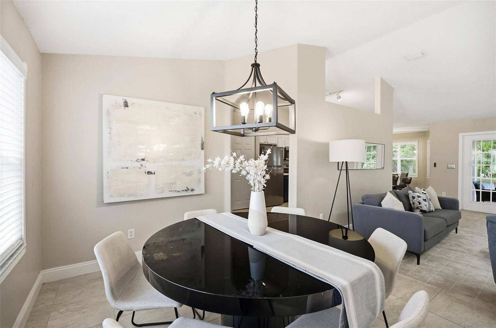 55 RIPPLING BROOK DR