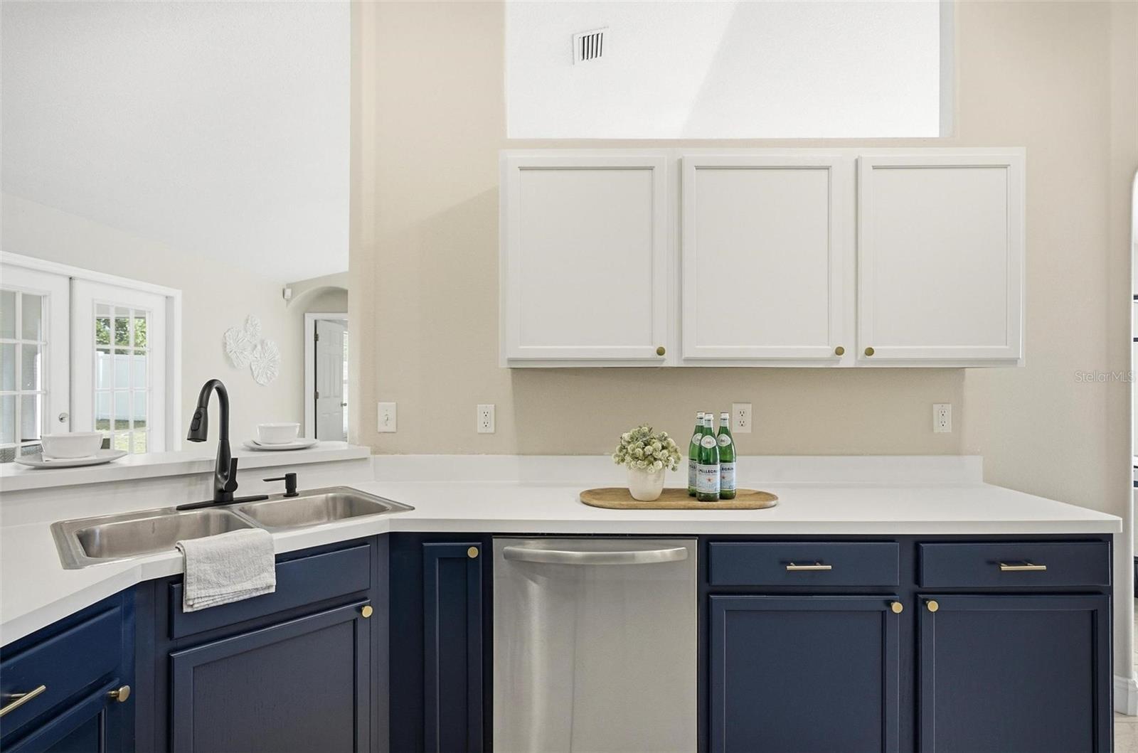 55 RIPPLING BROOK DR