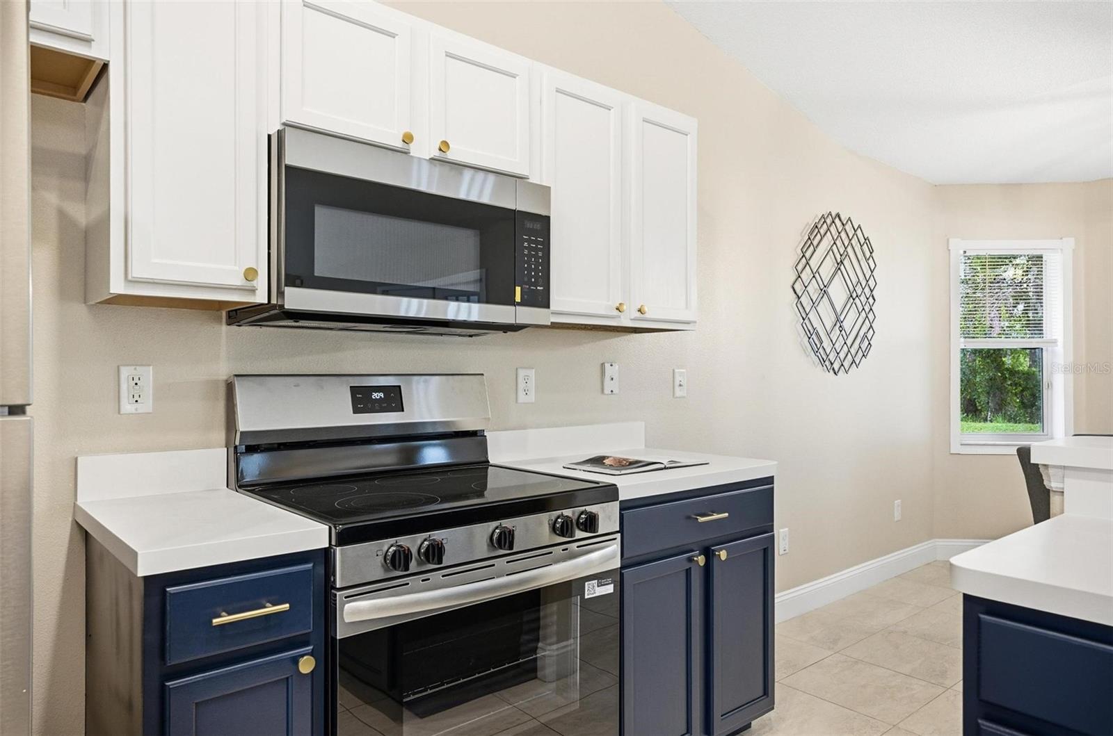 55 RIPPLING BROOK DR