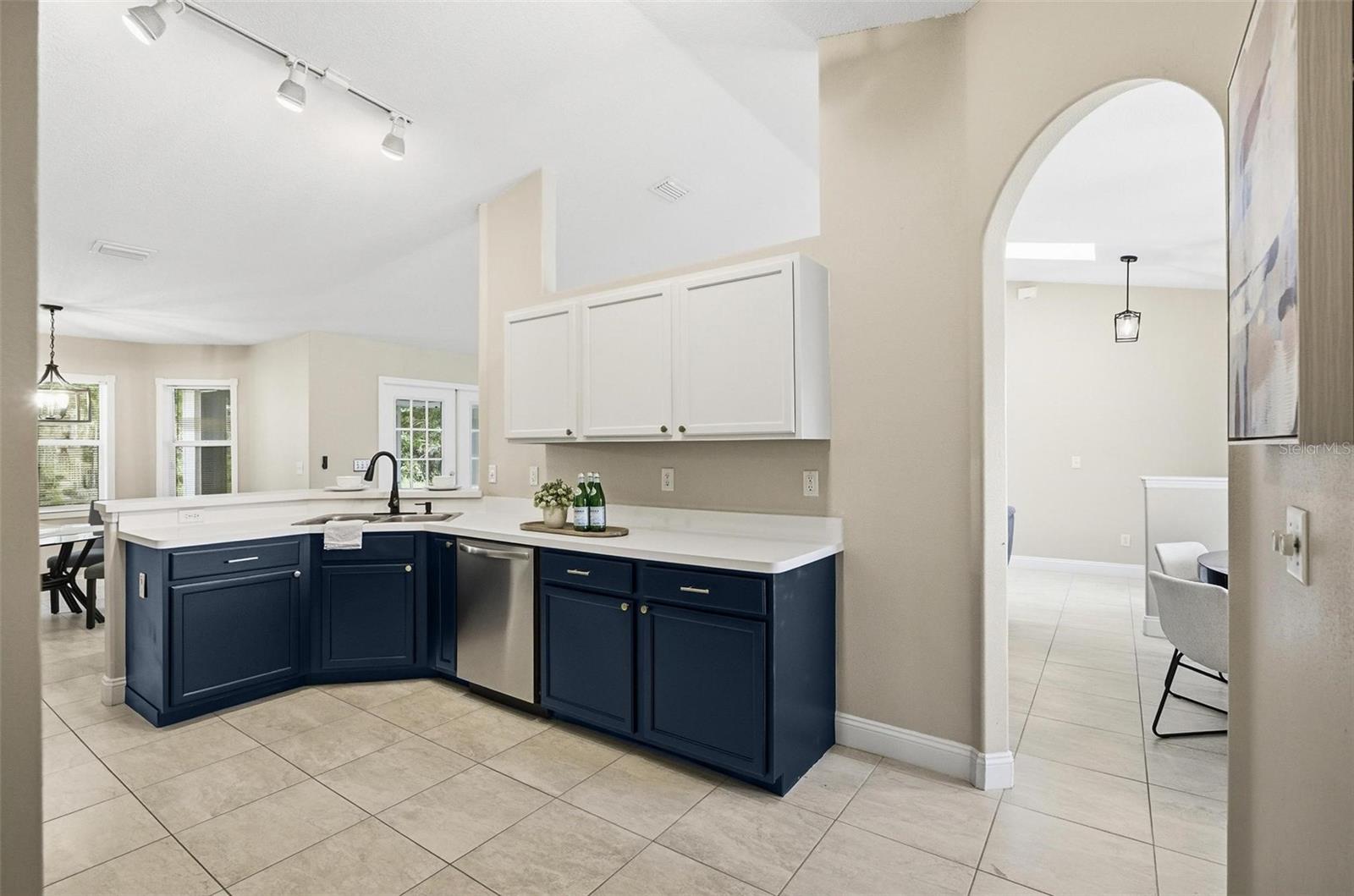 55 RIPPLING BROOK DR